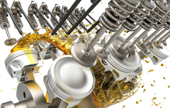 Engine pistons, crankshaft and valves with Lubricant Oil